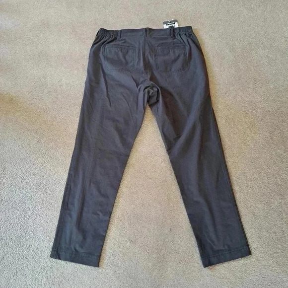 NWT Kirkland Signature Ladies Travel Pant Steel Grey Size 6 Ankle Length - Picture 10 of 12